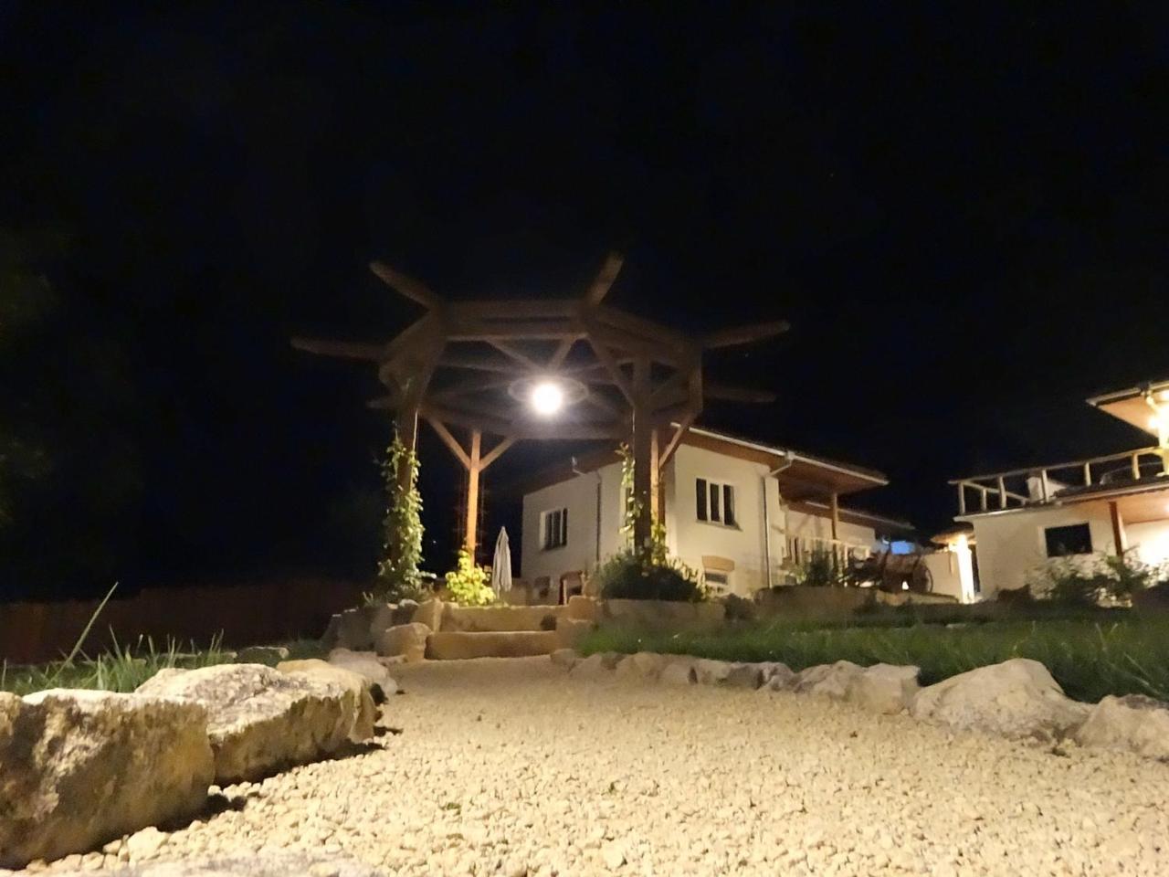 Guest House Biekorf Kostandenets Dış mekan fotoğraf