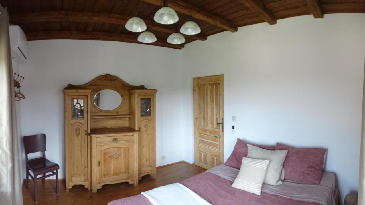 Guest House Biekorf Kostandenets Dış mekan fotoğraf